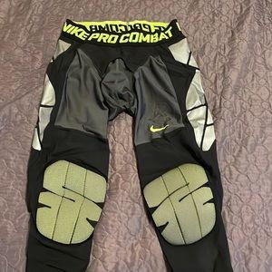 Nike baseball mens 3/4 padded sliding shorts size medium like new